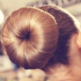 Obří vlasový donut