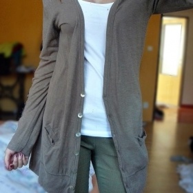 Hnědá cardigan Terranova