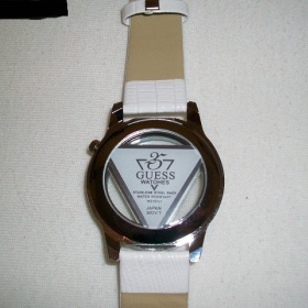 Bílá hodinky Guess - foto č. 1