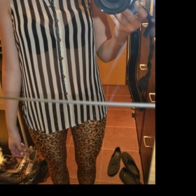 Pruhovaná  košile .