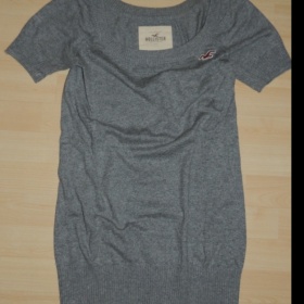 šedý svetr Hollister - foto č. 1