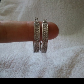 Stříbrné kruhy s kamínky s puncem Neznačková - foto č. 1