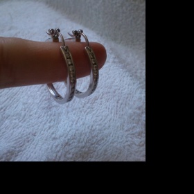 Stříbrné kroužky s kamínky s puncem Neznačková - foto č. 1