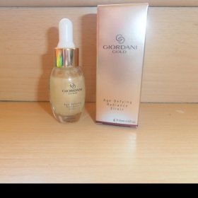 Pleťová báze Avon