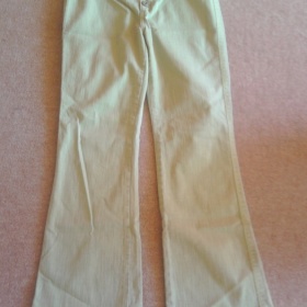 Světle zelené dlouhé kalhoty Cro jeans - foto č. 1
