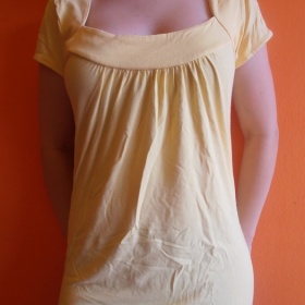 Žluté nařasené tričko Orsay