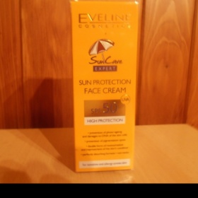 Krém na obličej s SPF 50 Eveline