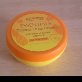 Ovocný pleťový krém Oriflame