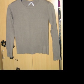 Béžový svetr Atmosphere