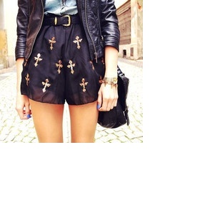 Černé kratasy s kříži Ioffer