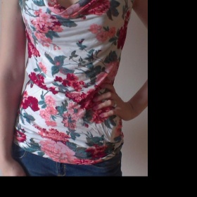 Barevné tílko s květinovým vzorem Orsay