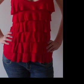 Červené tílko s volánky Clockhouse