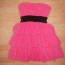 Růžové  šaty s volány a černým páskem Tally Weijl - foto č. 2