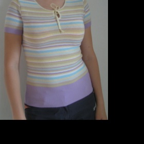 Mix barev svetřík Zara