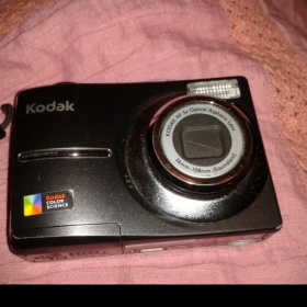 Digitální fotoaparát Kodak - foto č. 1