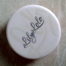 Korektor odstín blondie Lily Lolo