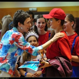 Jak mohu sehnat sponzory pro svou taneční skupinu?