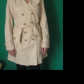 Béžový podzimní kabát neznačkový