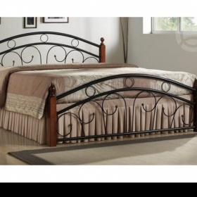 "Volánek" okolo postele