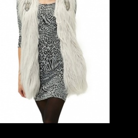 Kde sehnat šedou vestu z reserved