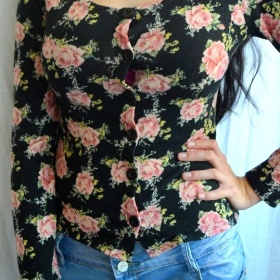 Černorůžový floral svetr Select - foto č. 1
