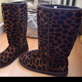 Hnědočerné leopardí válenky Next