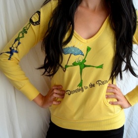 žlutá mikina s žábou neznačková - foto č. 1