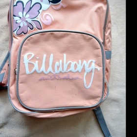 Růžový batoh Billabong - foto č. 1