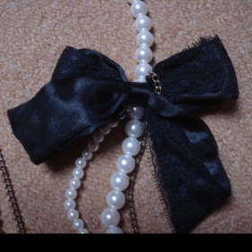 Perlový náhrdelník s mašlí Terranova - foto č. 1