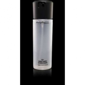 Sprej MAC Fix+ koupit či nekoupit?