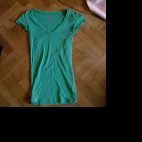 Mint zelené tričko, triko Tally weijl - foto č. 1
