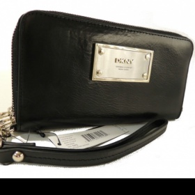 Černá kožená peněženka DKNY - foto č. 1