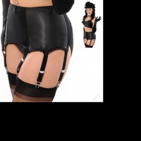 Kde sehnat retro podvazkový pás?