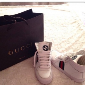 Bílá unisex kotníčkové tenisky Gucci - foto č. 1