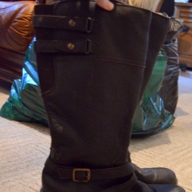 Hnědé vysoké kozačky Neznačkové