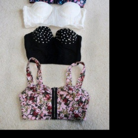 Stylové barevné podprsenky