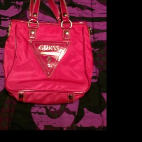 Růžová kabelka Guess - foto č. 1