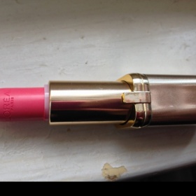 Růžová rtěnka Loreál Paris - foto č. 1