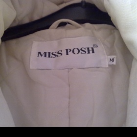 Krémový kabát Victoria Beckham