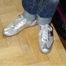 Stříbrné tenisky - Nevíte o jakou jde značku?