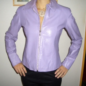 Lila kožená bunda
