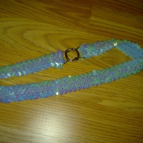 Flitrovaný tyrkysový pásek NY