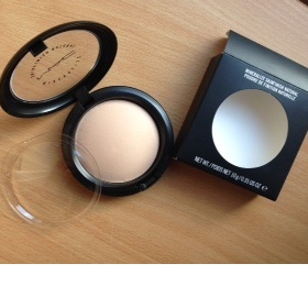 Minerální pudr MAC - foto č. 1