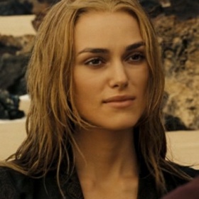 Medový odstín blond z drogérkových barev