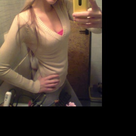 Béžový  svetřík  tally weijl