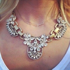 Zlatý vintage náhrdelník s kameny neznačková - foto č. 1