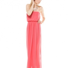 Hodí se maxi šaty na svatbu?