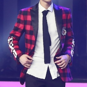 Červené kostkované sako - kde sehnat