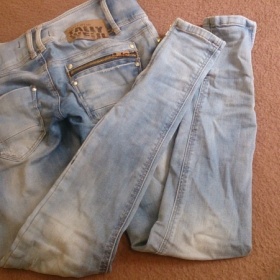 Světlé skinny Tally Weijl