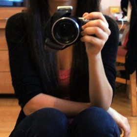 Mám tmavě hnědé vlasy, ale toužím po blond